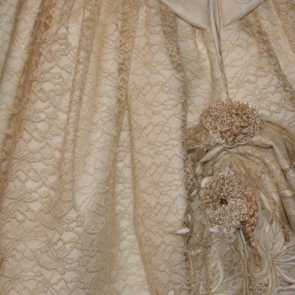 Stunning Gold/Ivory Ball Gown & Veil-Reduced $120! - Picture 15 of 16